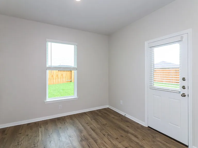 206 Emma Rose Dr — Photo 6