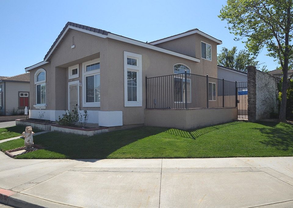 1st image of 473 La Esperanza Dr