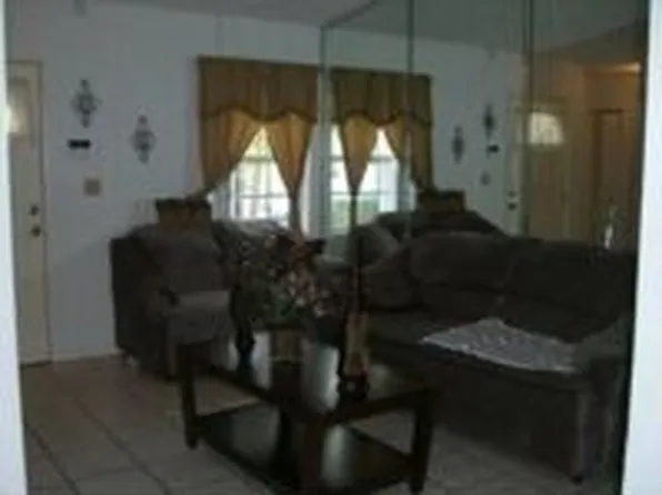 8415 SW 210th St, Cutler Bay, FL 33189
