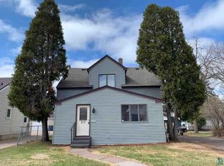 317 8th St, Cloquet, MN 55720