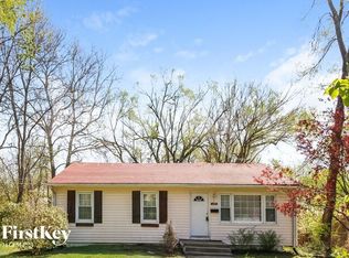 2425 S Lees Summit Rd, Independence, MO 64055