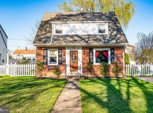 876 Quaint St, Secane, PA 19018