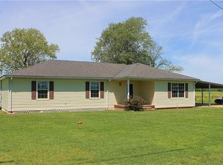 396 Lemoine Ln, Moreauville, LA 71355