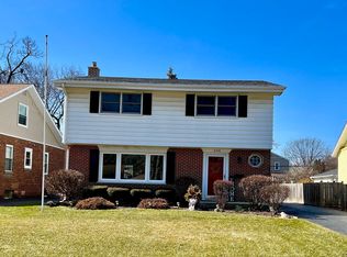 246 S Monterey Ave, Elmhurst, IL