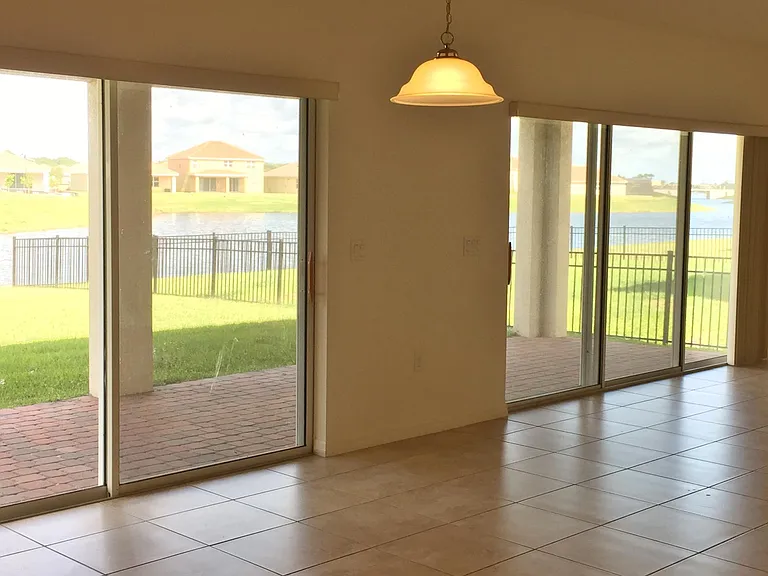 3868 Carrick Bend Dr — Photo 7