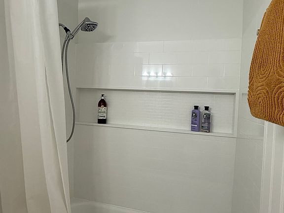 5th image of 10163 Creekside Dr SE APT 4