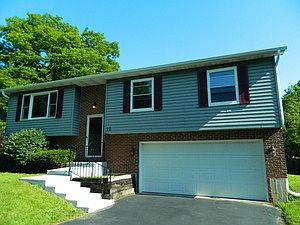 1st image of 12 Birch Ct