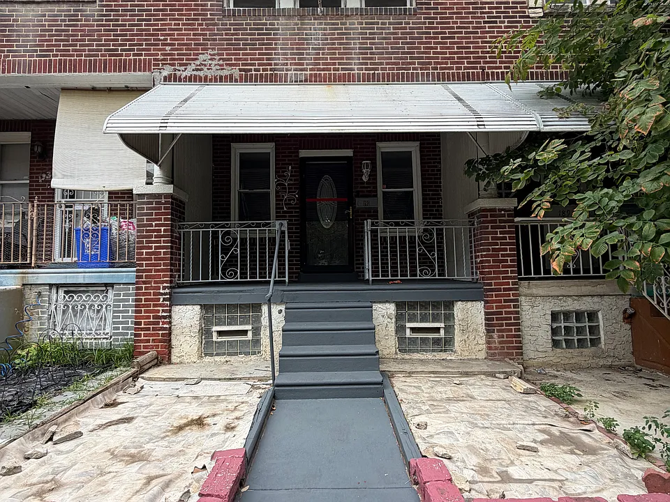 191 Saber St