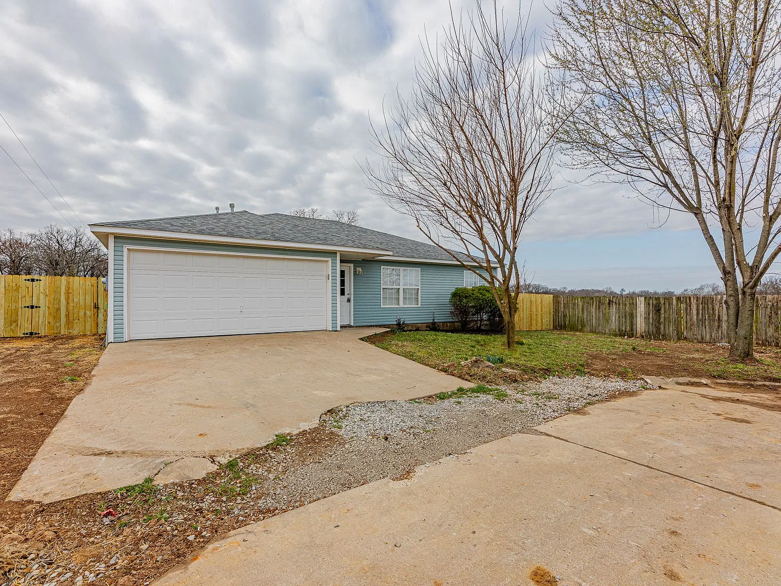 22063 Annette Drive - 1 — Photo 2