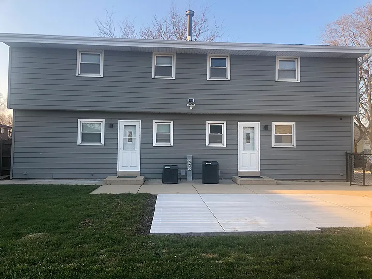3105 E Somers Ave — Photo 5