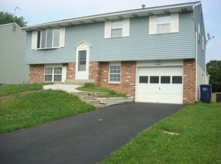 815 Moonflower Ave, Reading, PA 19606