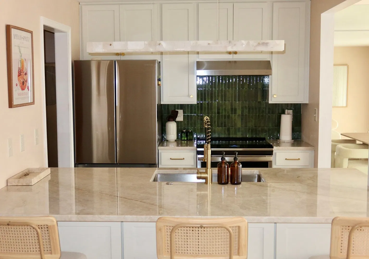 2 bed, 926 sqft, $2,800 — Photo 3