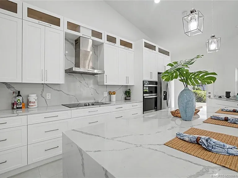 4618 Ashton Ct — Photo 10
