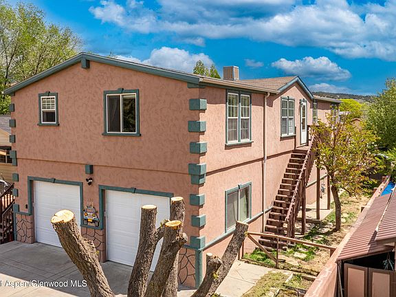 3rd image of 220 N Sheryl Dr