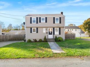 49 Sumach Ave, Riverside, RI 02915