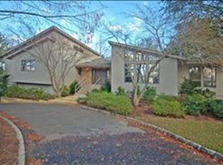 40 Snoden Ln, Watchung, NJ 07069