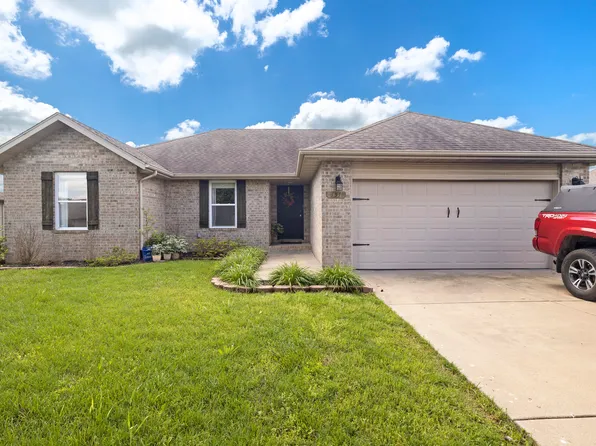151 Lace Bark Avenue, Rogersville, MO 65742