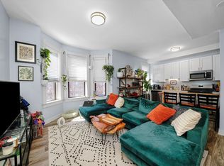 1859 W Chicago Ave APT 4R, Chicago, IL 60622