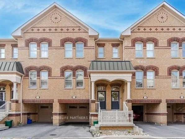 10 Porter Ave W #17, Vaughan, ON L4L 0H1
