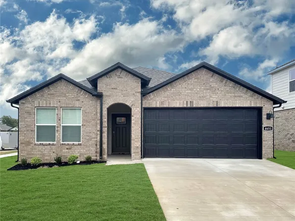 4771 W Folsom St, Fayetteville, AR 72704