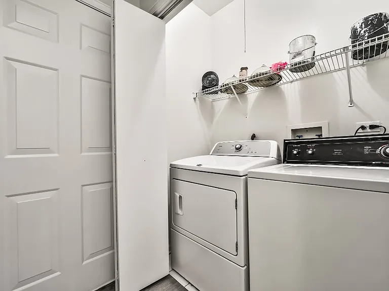 3230 N Seminary Ave #1 — Photo 17
