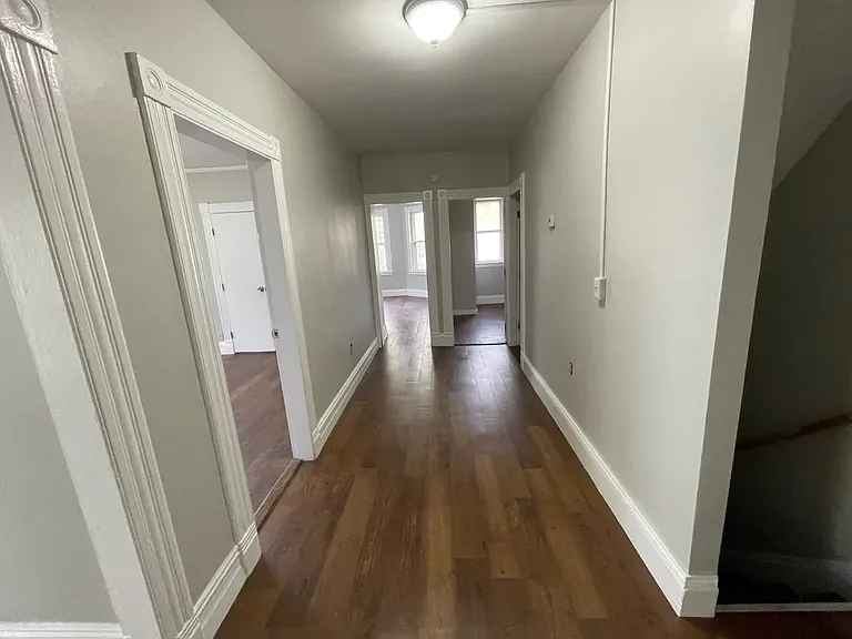 19 Prince St #2R — Photo 5