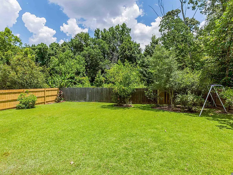 9319 Boone Dr — Photo 3