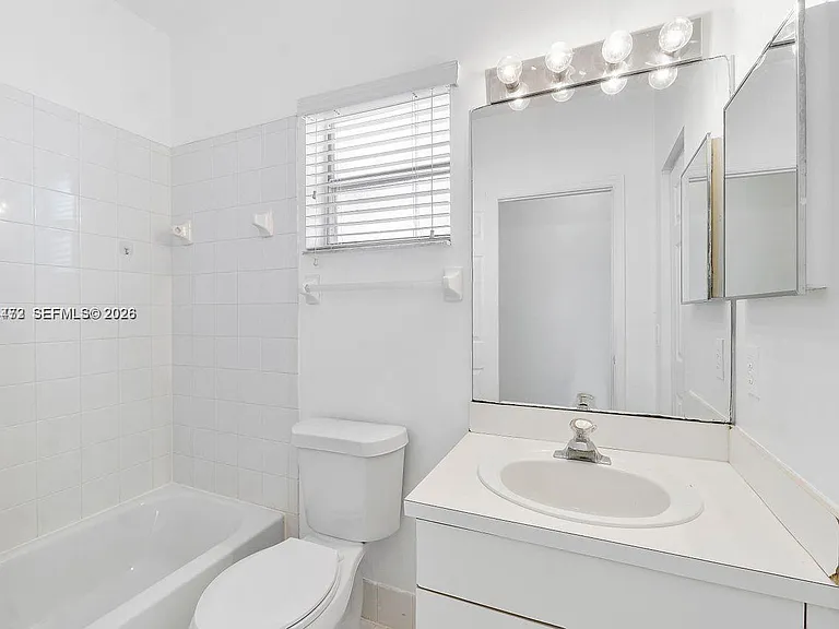 16035 Emerald Cove Rd — Photo 25