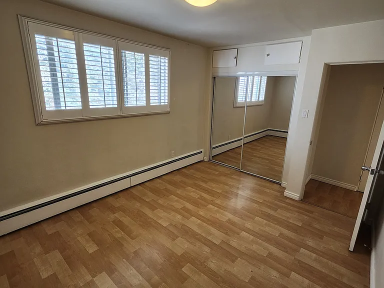 2424 14th St SW — Photo 36