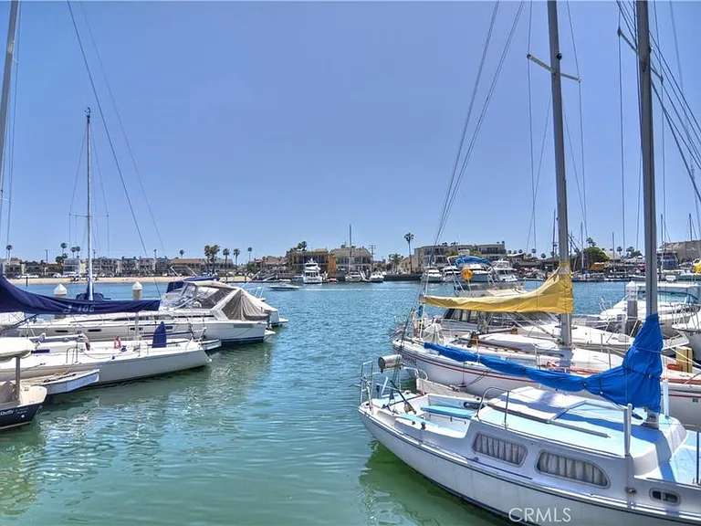 226 La Jolla Dr — Photo 32