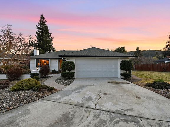 4th image of 6 Autumn Leaf Place