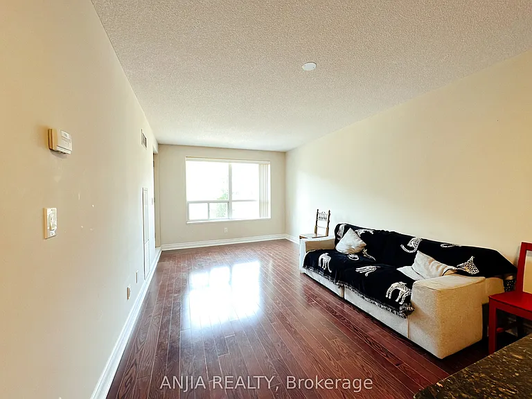 39 Galleria Pkwy #219A — Photo 5