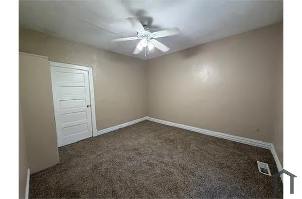 Building Photo - 6725 Schofield Pl