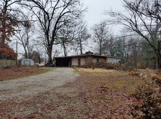 2106 S 26th St, Rogers, AR 72758