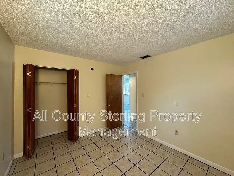 159 SW Elizabeth Ct — Photo 11