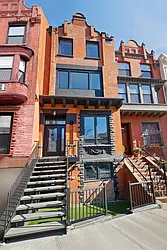 912 Saint Nicholas Avenue in Washington Heights