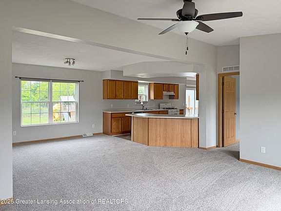 3rd image of 3248 Lienhart Rd