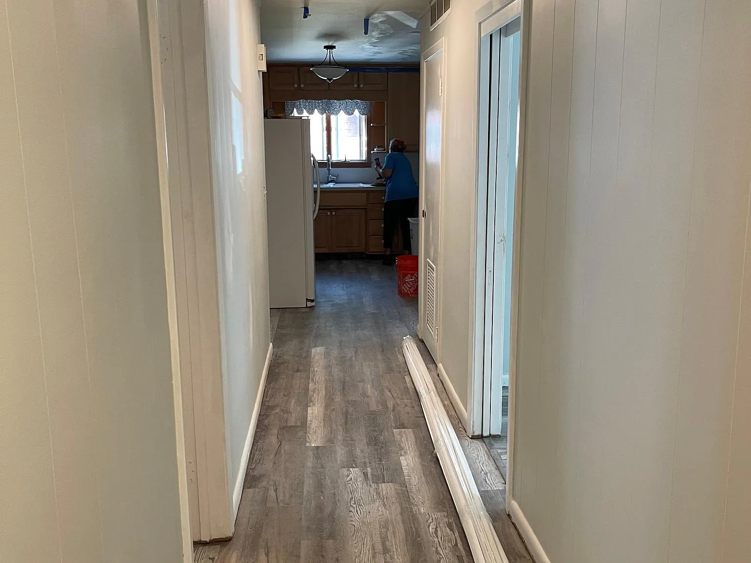 532 Capitol Dr — Photo 2
