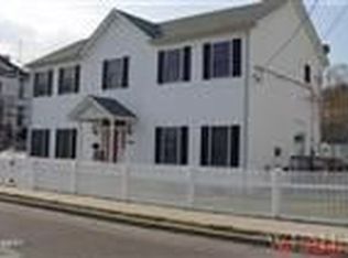 311 King Ave, Bronx, NY 10464