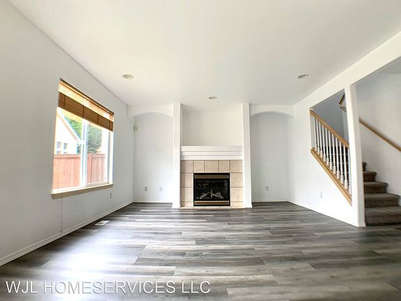 2nd image of 1207 176th Pl SW