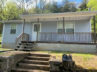 312 W Gipson Ave, Gainesboro, TN 38562