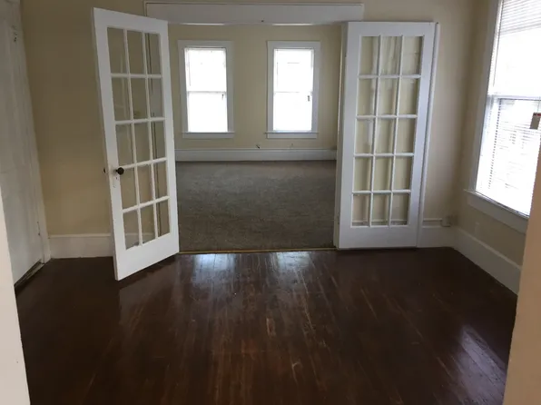 557 1/2 Merrick St, Shreveport, LA 71104