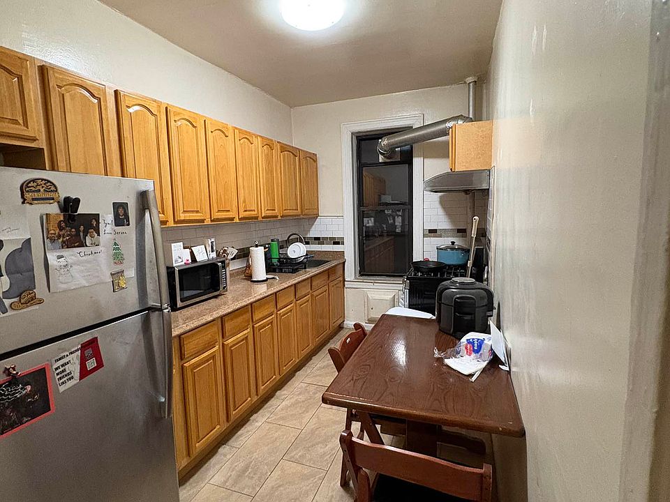 1st image of 28-19 42nd St #B2