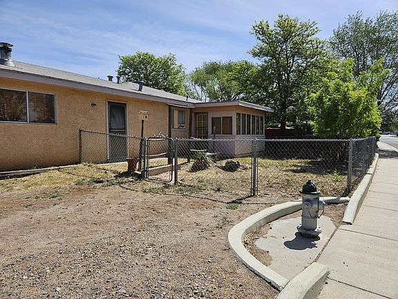 4th image of 470 Verde Dr SW