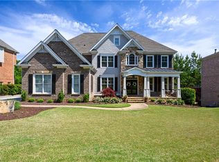 92 Ridge View Ct, Acworth, GA 30101