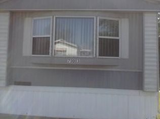 703 Stratford Dr, Valparaiso, IN 46385