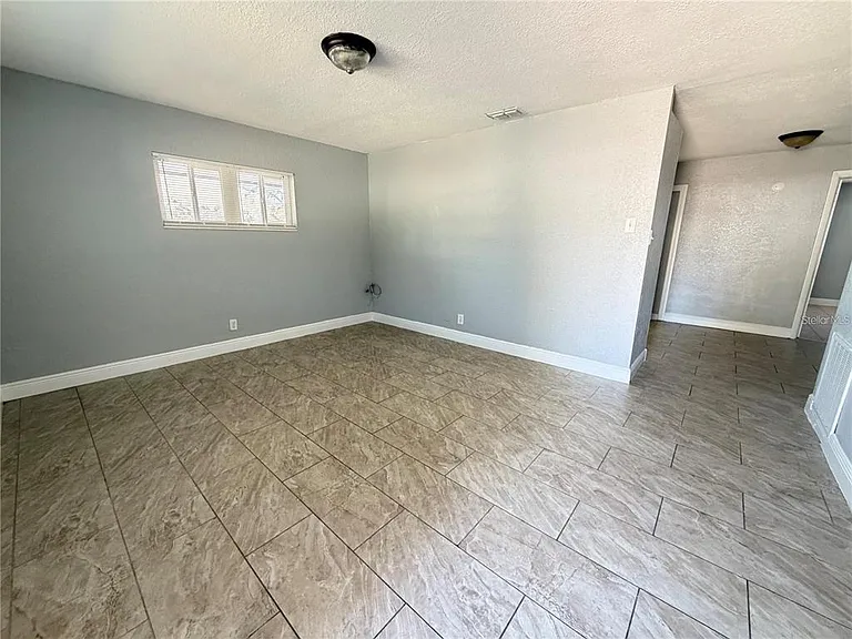 922 Martin Luther King Blvd NE — Photo 3