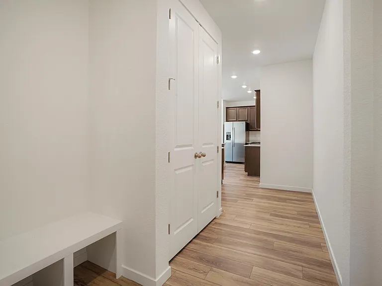 1564 Burke Aly — Photo 11