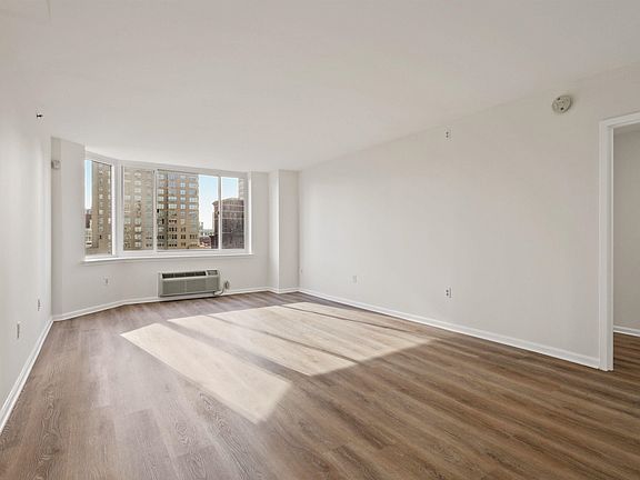 2nd image of 1 2nd St APT 1809