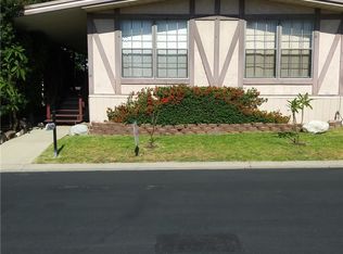 1425 Rainbrook Way, Corona, CA 92882